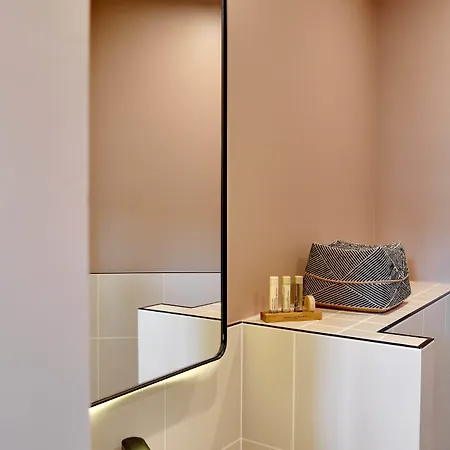 Tinah Paris, Réaumur - Montorgeuil 3* Paris