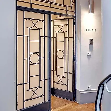 Tinah Paris, Réaumur - Montorgeuil 3*