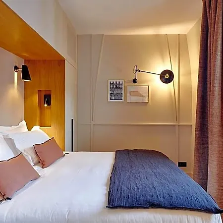 Tinah Paris, Réaumur - Montorgeuil 3*