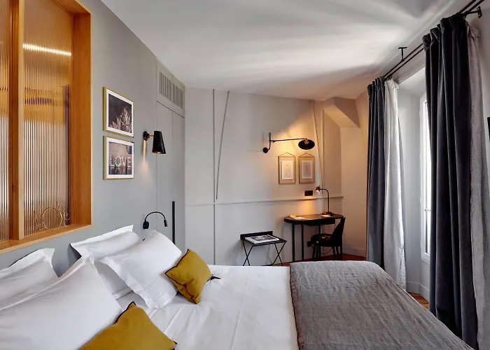 Отель Tinah Paris, Reaumur - Montorgeuil 3*