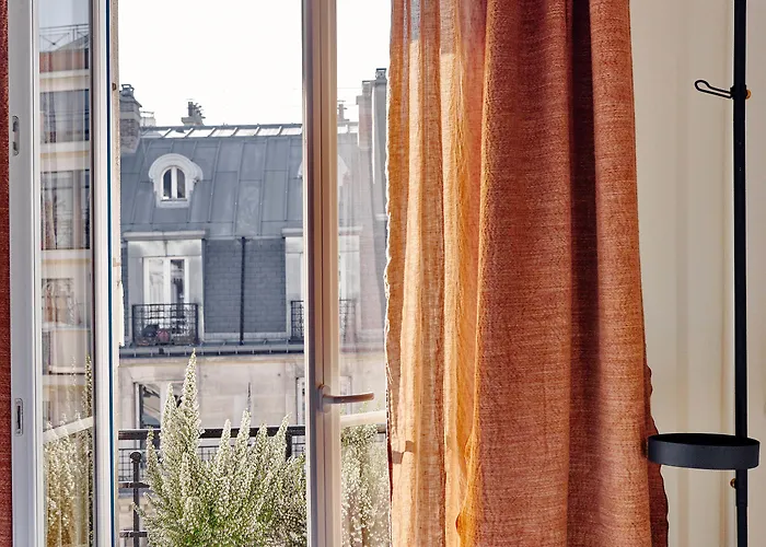 Tinah Paris, Reaumur - Montorgeuil 3* Paris