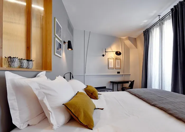 Tinah Paris, Reaumur - Montorgeuil