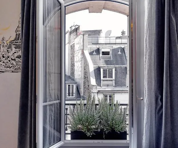 Tinah Paris, Reaumur - Montorgeuil 3* Paris