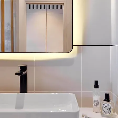 Tinah Paris, Reaumur - Montorgeuil